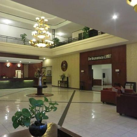 Insumo Palace Hotels & Resorts Kediri  Extérieur photo
